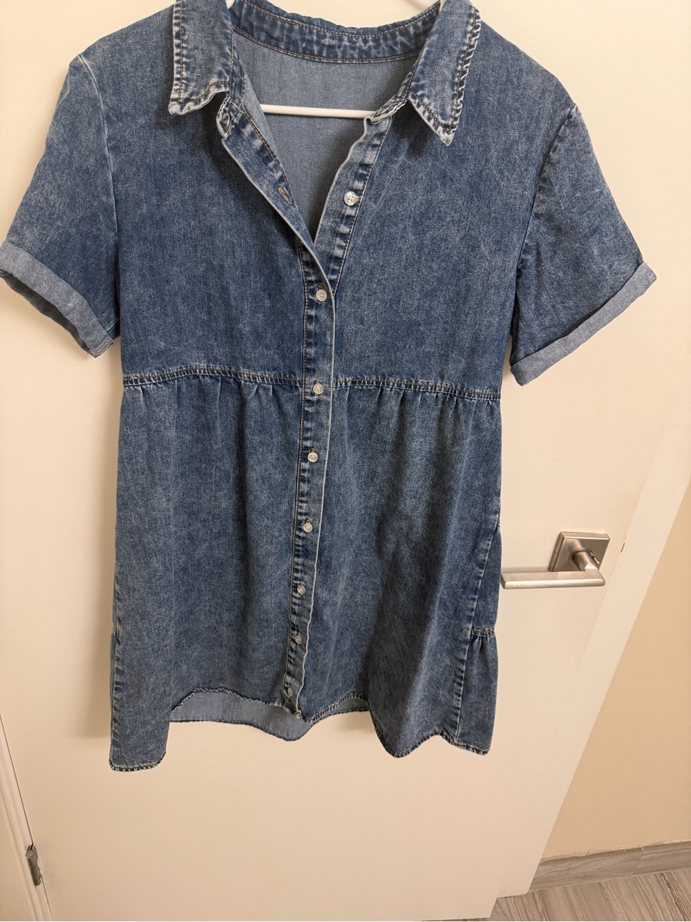 Denim Button-Front Short Sleeve Dress - Blue
